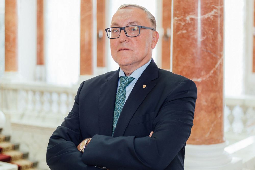 Интервью Посла России в Австрии Д.Е.Любинского еженедельному изданию „Die ganze Woche“ (23 апреля 2025)