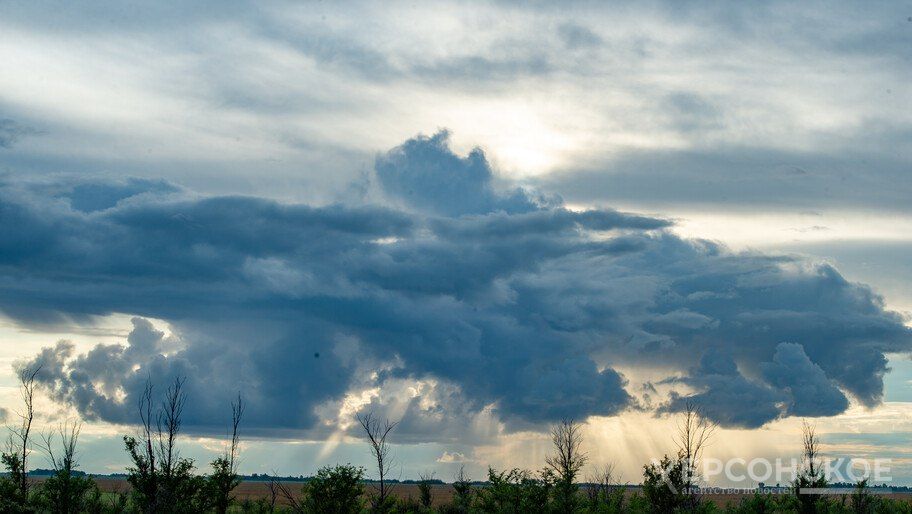 Штормовое предупреждение объявлено в Херсонской области