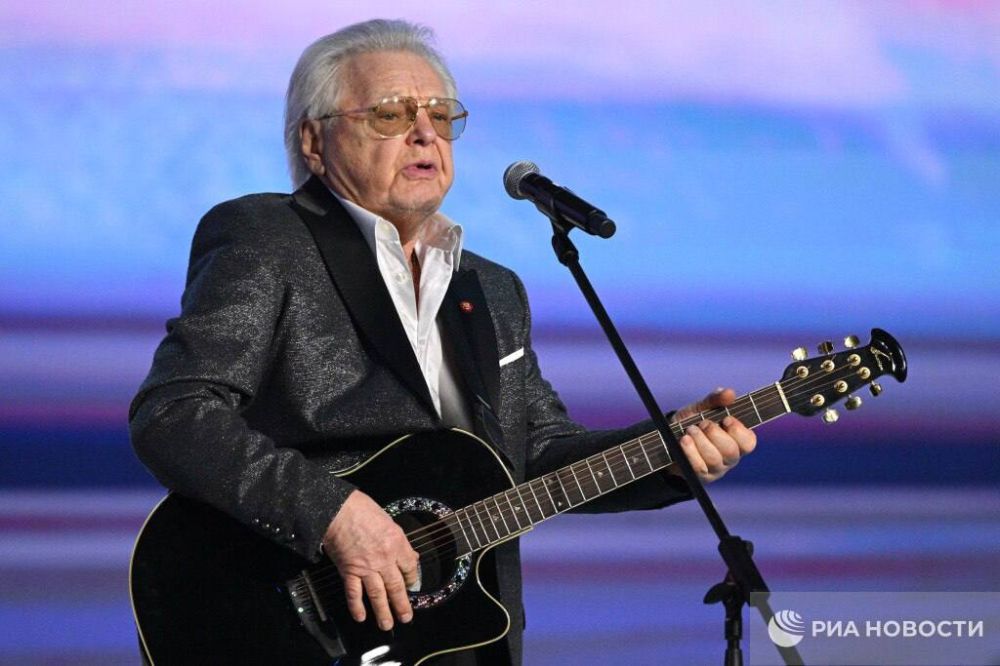 Путин наградил певца Юрия Антонова орденом "За заслуги перед Отечеством" I степени