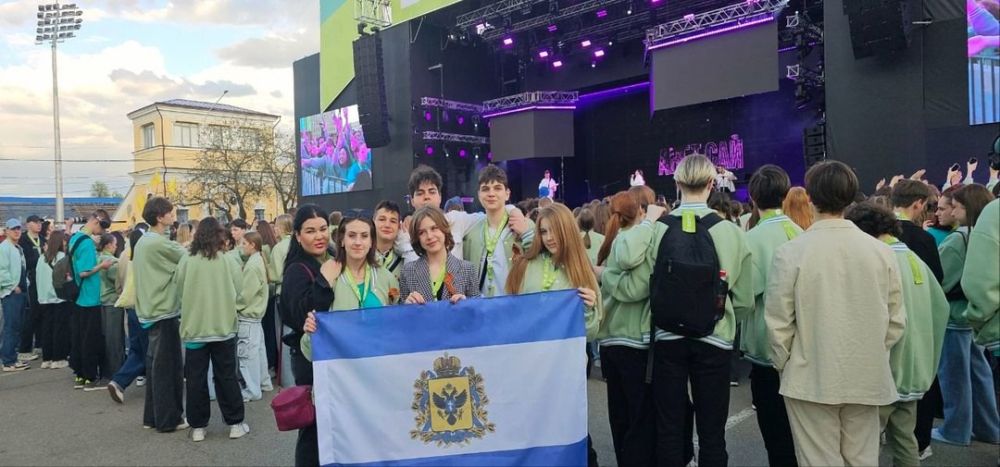 Александр Дудка: Скадовские школьники на фестивале "Весна Победы"