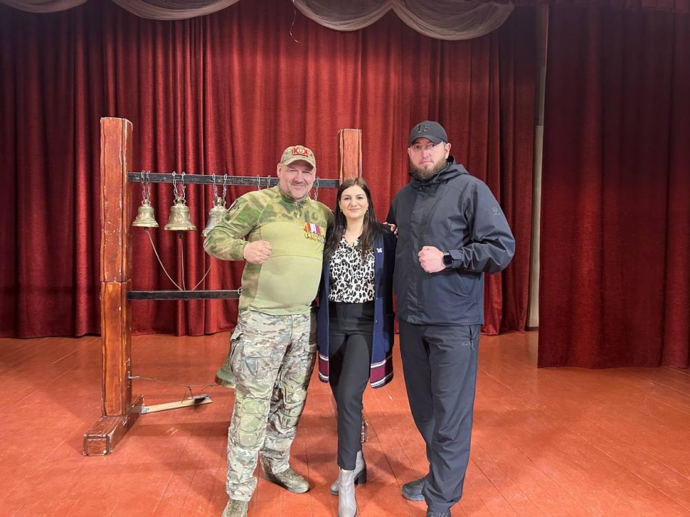 Мария Симикчи и Геннадий Недялков организовали турне «Глоток мирной жизни» с фронтовым звонарем Вадимом Мартовым