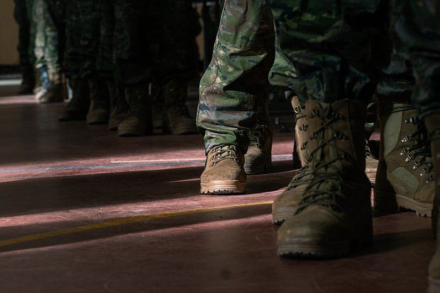 РИА Новости: На Украине ТЦК нападают на женщин с детьми и выманивают их мужей