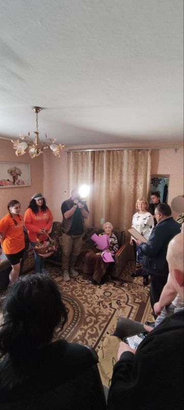 Настоящий праздник с почестями , вниманием для долгожительницы , труженицы тыла прошёл в пгт Новотроицкое