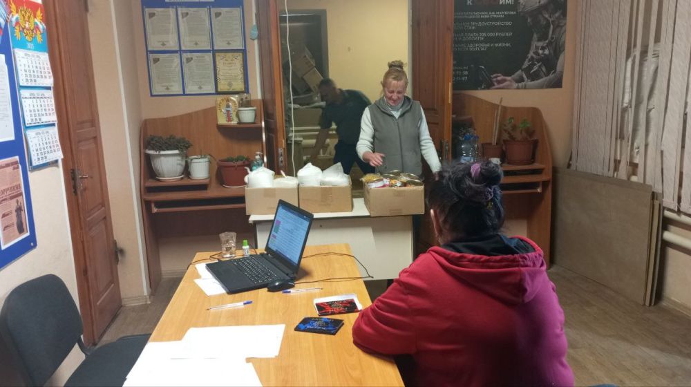 В Малокаховке выдали 490 продуктовых наборов гражданам льготных категорий