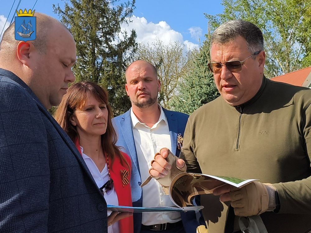 Замминистра строительства и ЖКХ РФ Валерий Леонов посетил Алешкинский округ Херсонской области с рабочим визитом