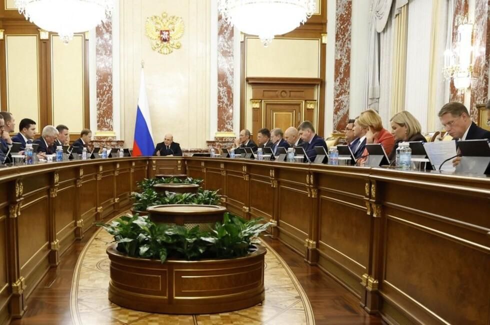 ������������� ������ �������� ������� � 80-����� ������ �� ������� �������