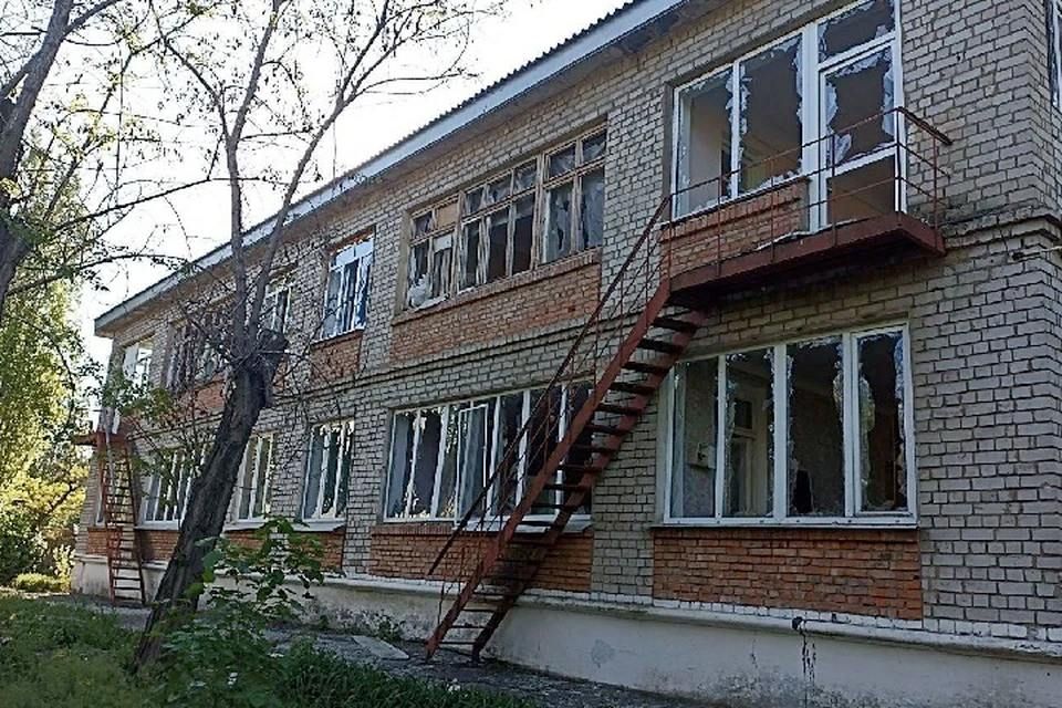 Под обстрелом детский сад, жилые дома и бывшая школа: ВСУ атаковали три округа в Херсонской области