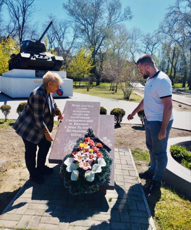 ���������� � ������������ 80-����� ������� ������