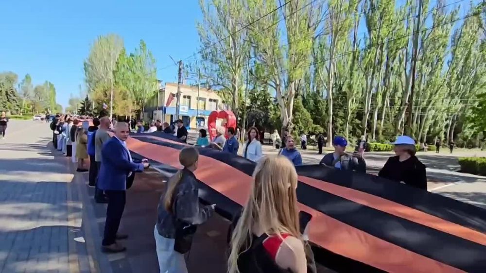 Акция «Георгиевская лента» объединила жителей Херсонской области