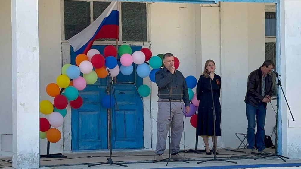 ����������� �������� � ����� 80-����� ������� ������ � ����� ����������� � ��������������