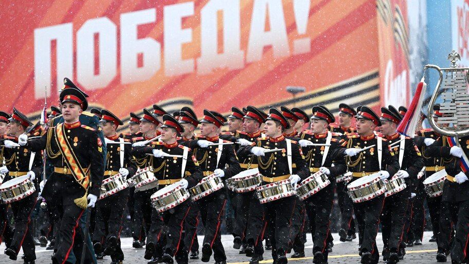 Песков: угрозы Зеленского в отношении Парада Победы — неудачное заявление