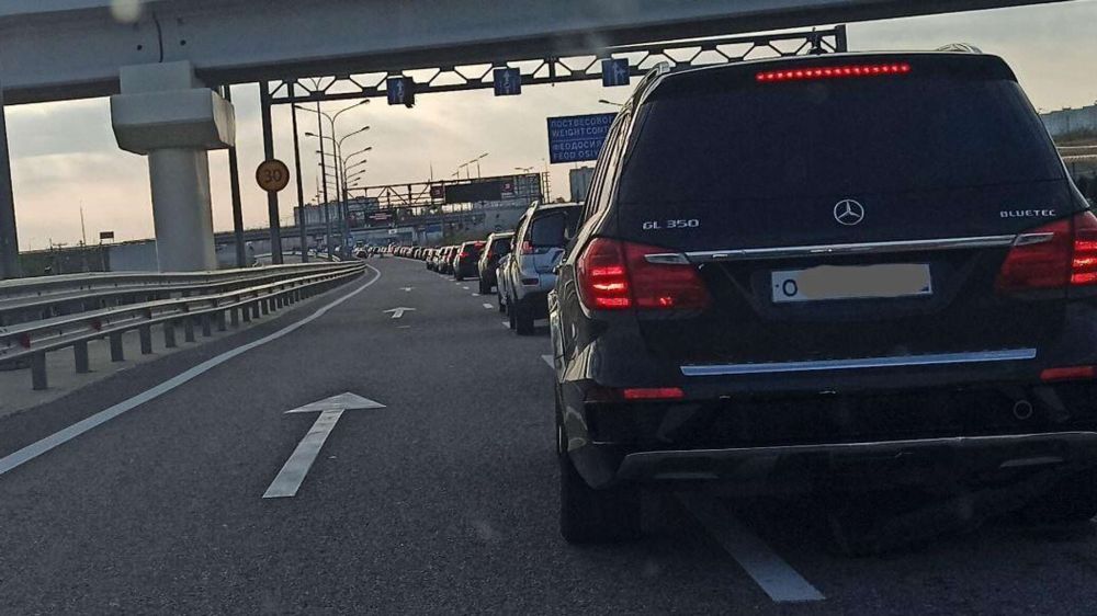 Теракт ВСУ на Херсонщине и коллапс на Крымском мосту - главное за день