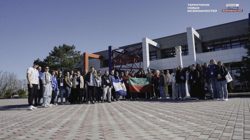 Маяк не указывает путь — он вдохновляет идти