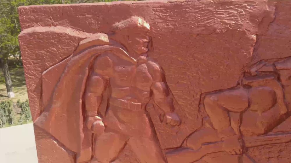 Масштабная реконструкция мемориального комплекса завершается в селе Тарасовка Скадовского округа