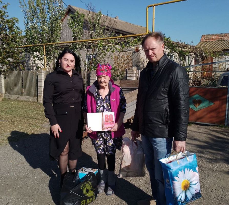 Александр Дудка: Ветераны Скадовского округа получили продуктовые наборы к 9 Мая