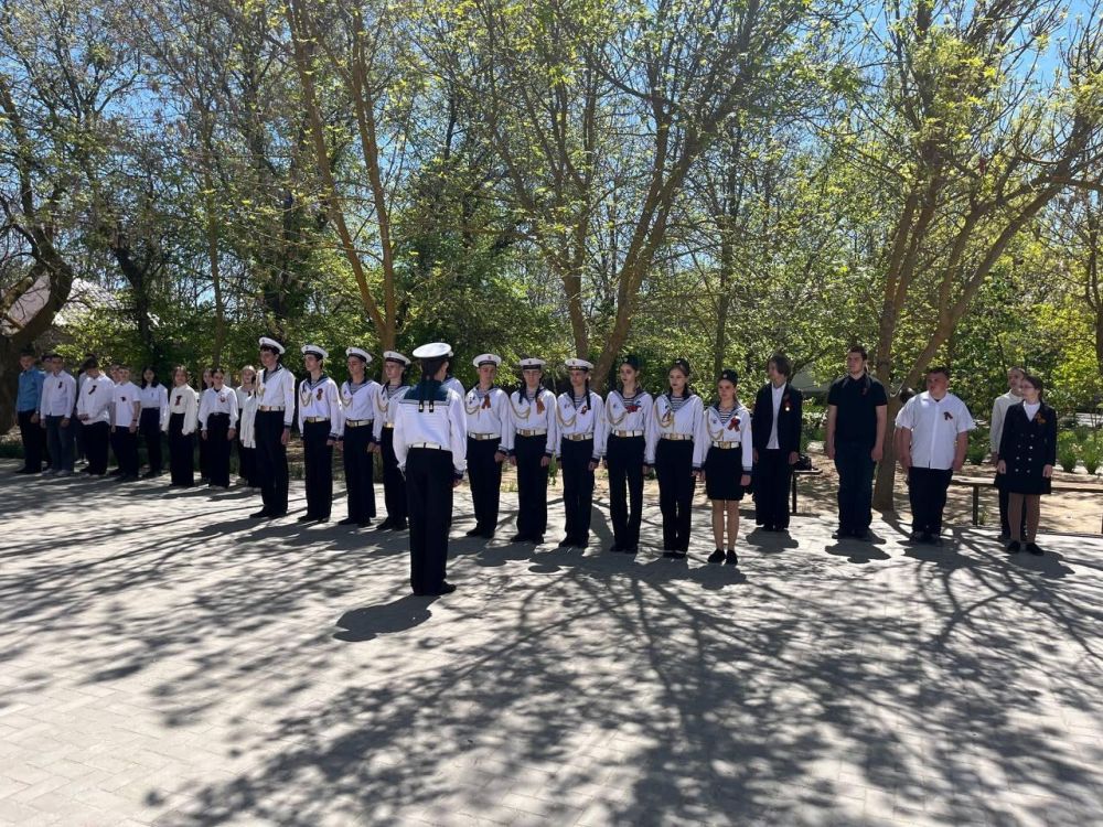 В Счастливцевской школе Генического района прошел традиционный конкурс «Смотр строя и песни»