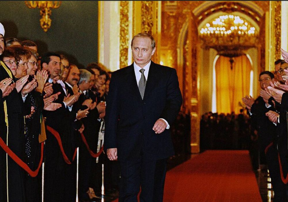 Ровно четверть века назад, 7 мая 2000 года, Владимир Путин впервые вступил в должность Президента России