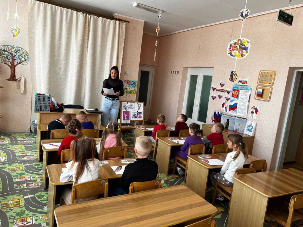 В Тавричанском детском саду "Ромашка" прошли патриотические мероприятия, приуроченные ко Дню Победы