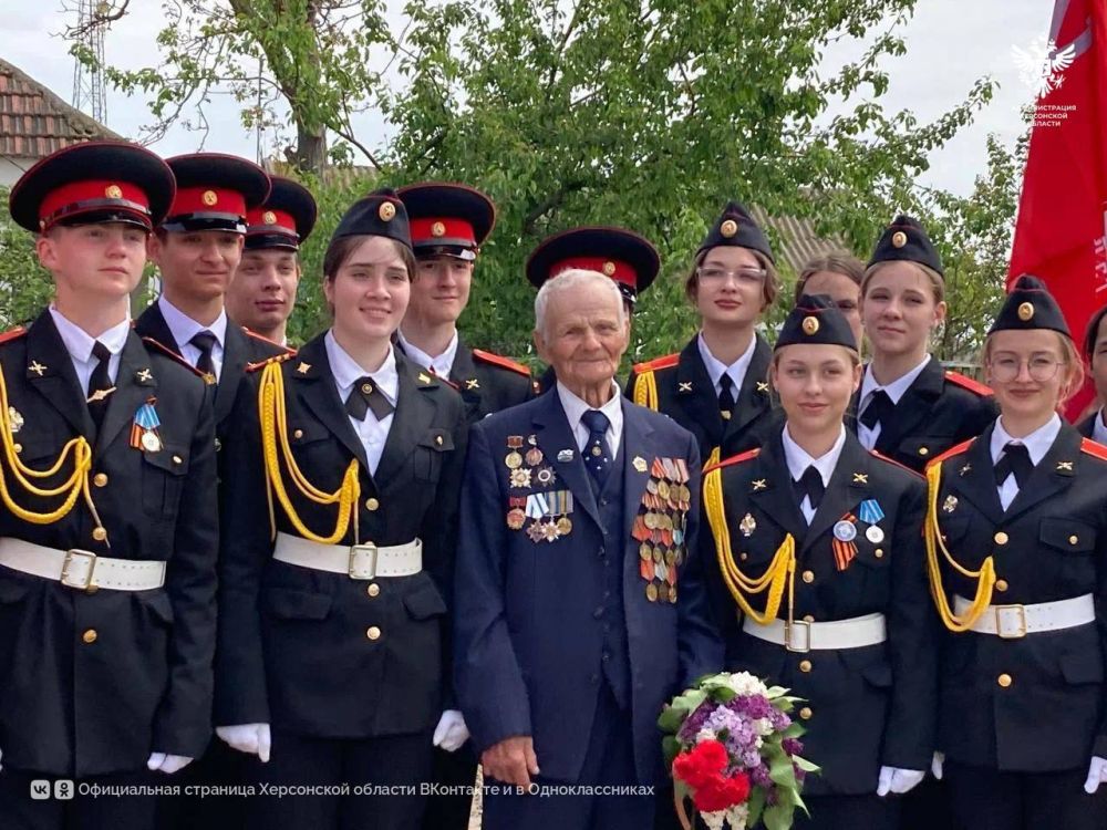 В Херсонской области прошла акция «Парад для одного ветерана»