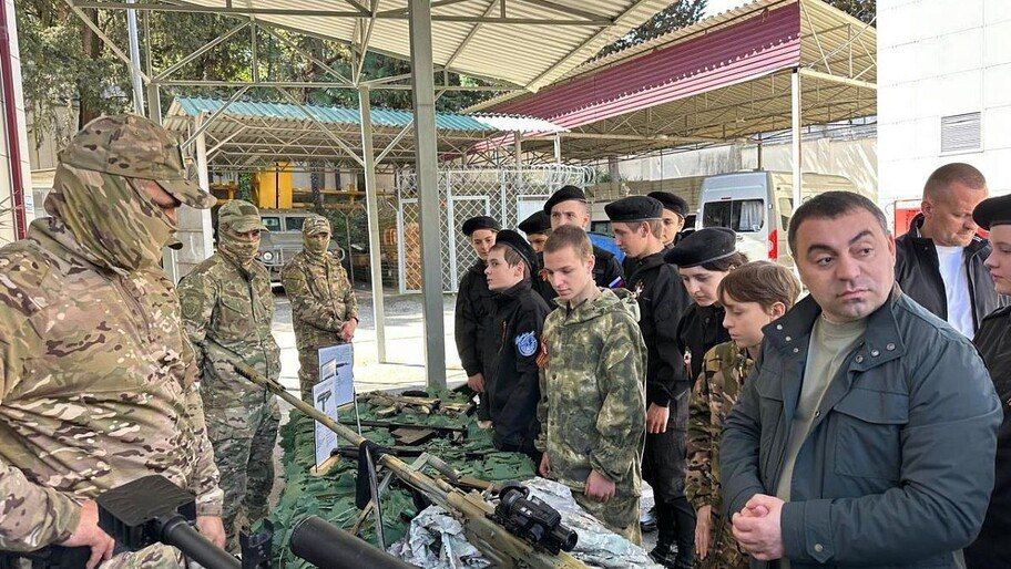 Депутат из Краснодарского края собрал помощь для бойцов передовой