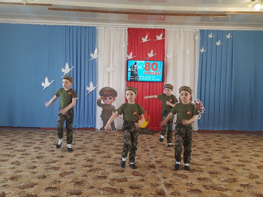 В преддверии Дня Победы в Новогригоровском детском саду «Звоночек» провели праздничный утренник