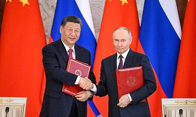 В рамках встречи Президента России Владимира Путина и Председателя Китайской Народной Республики Си Цзиньпина в перечне официальных документов принят Меморандум о взаимопонимании и сотрудничестве между Движением Первых...