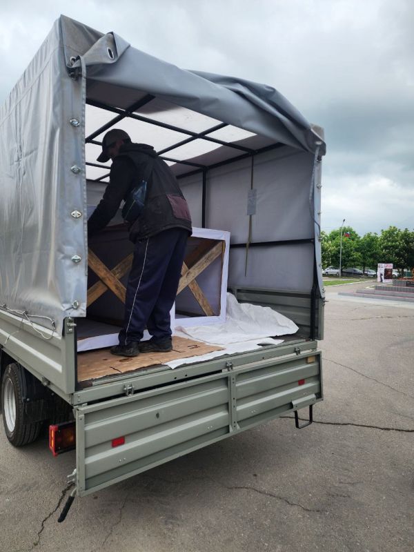 �������� ����� � ������������ 80-����� ������� ������