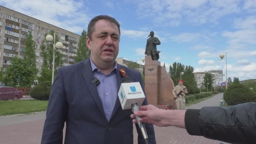 Делегация Херсонской области участвует в акции «Пламя героев»