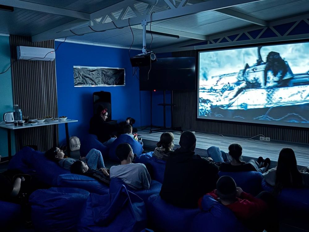 ����-����� � ����� ������� ����������� 80-����� ������� ������