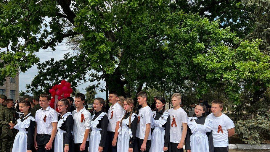 В Преображенке в рамках международной акции «Вальс Победы» прошел Весенний бал