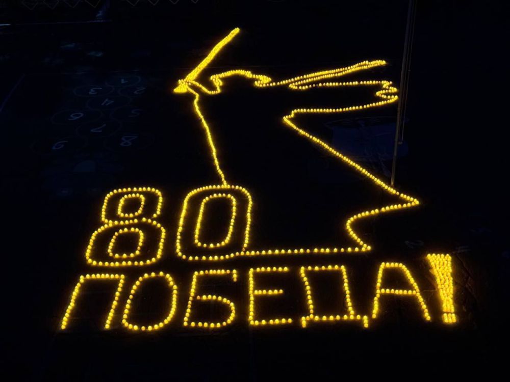 Коллектив Приморской школы запустил флешмоб "Аватарка Победы"