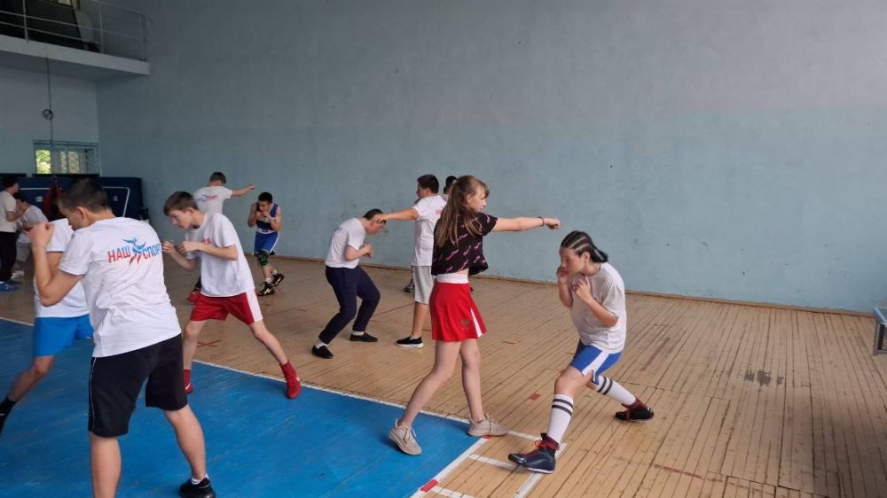        -               ,  ...