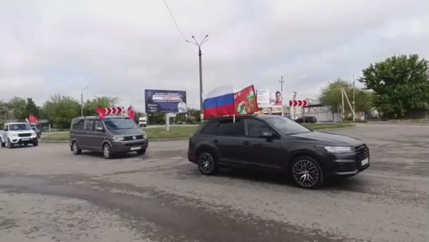 В день 80-летия великой Победы в Геническе прошел масштабный автопробег