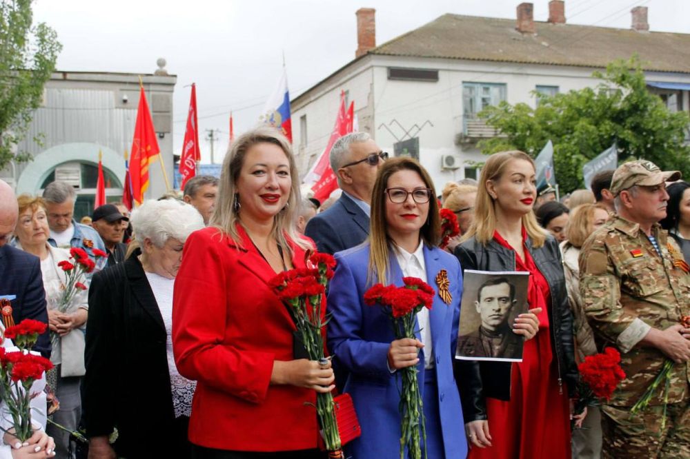  :           ,  80-  !