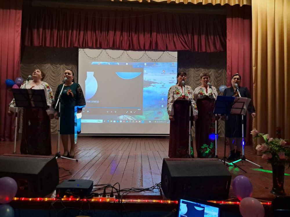 9 ��� � ���������������� �� ������ ������� �������������� ����������������, ����������� 80-����� ������� ������