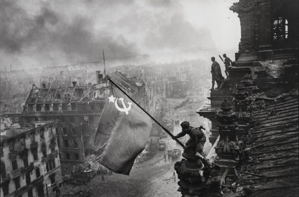 Символы и монументы Победы: много ли мы о них знаем?