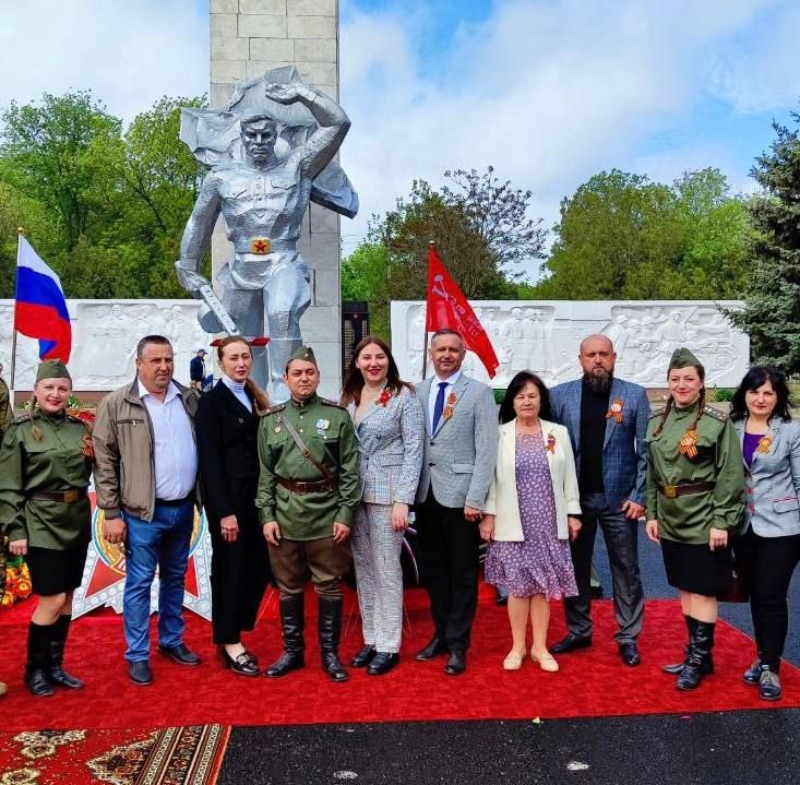 ���������� ������������� �������� ���������� ������� ������� ������� � ������������� ������������, ����������� ������������ 80-����� ������� ������, � ��� ������������