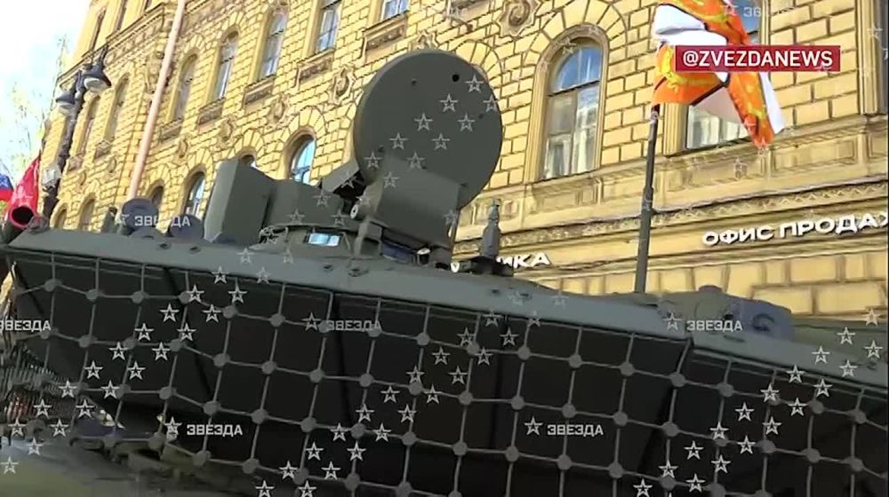 ����� ������ 30-� ��������� �������� �������, ������� ����������� � ������� ������� ���������� � ���� ������� ������������� �����, ����������� �� ����������� ����� �-34 � ����������