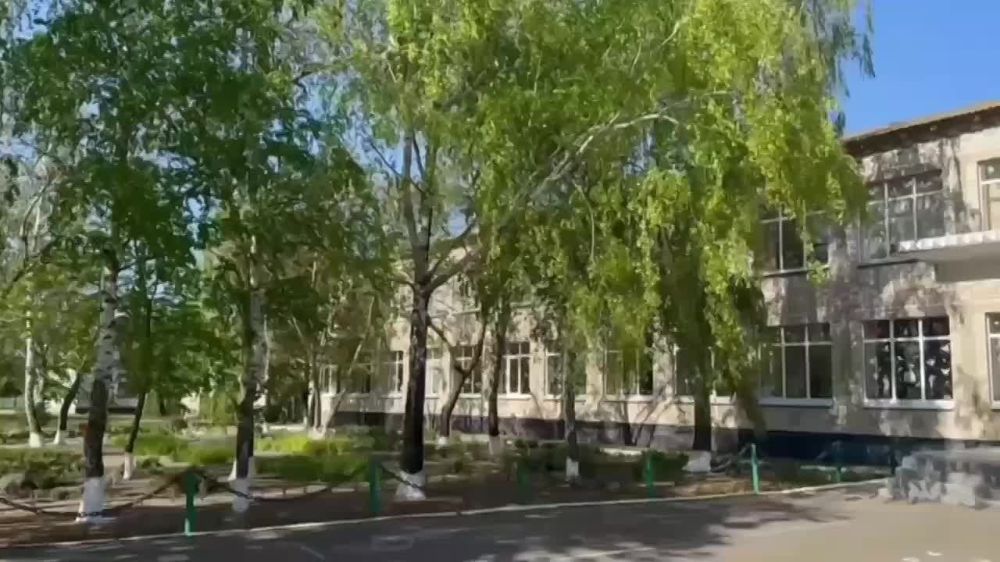 Акция «Окна памяти: яркие сердца ко Дню Победы»