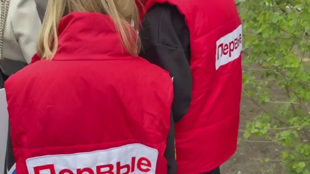 Первые Геническа приняли участие в праздничных мероприятиях, посвященных 80-летию Победы