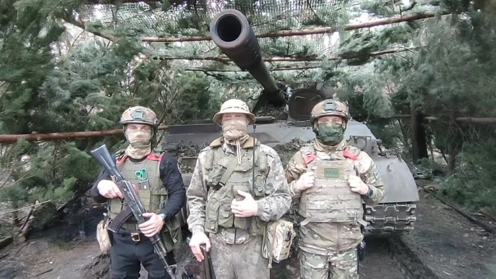 Наш земляк, участник специальной военной операции, Павел из 810-й бригады морской пехоты 382-го отдельного батальона, который сейчас находится на Курском направлении, записал видео поздравление для наших ветеранов