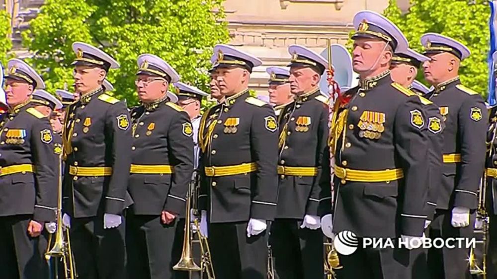 «Не дадим оболгать победителей нацизма»: Путин выступил с речью на параде