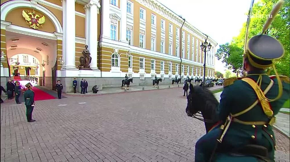 ����� ����������� ��������� � �������� ����� ��������� � ���������� ������ �� ����� ������