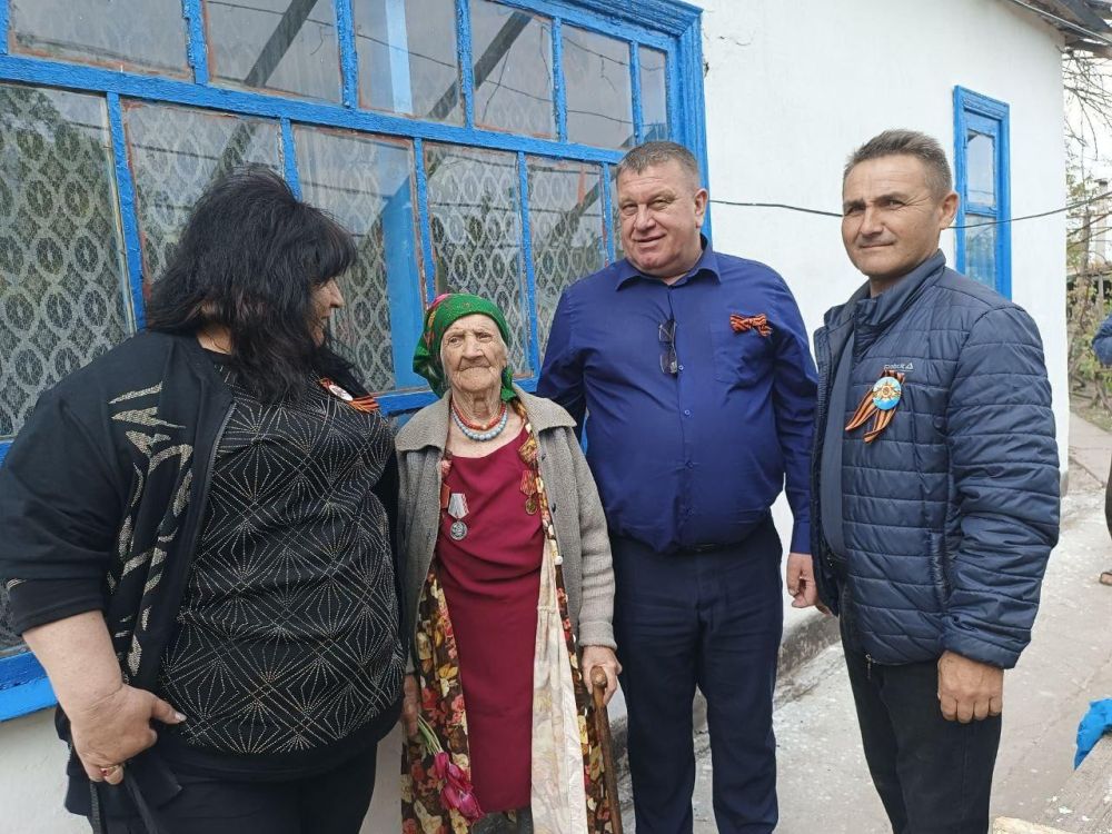 � ������������� �������� ��������� ��������� ���������� � 80-������ ������ � ������� ������������� �����