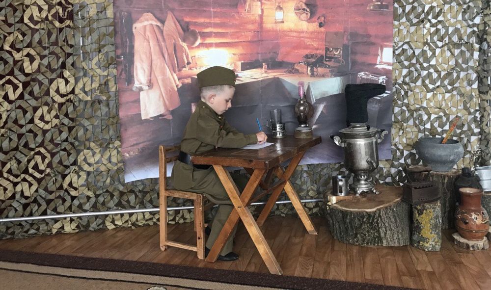 � ���������� ������ ������ ������� �������, ����������� 80-����� ������