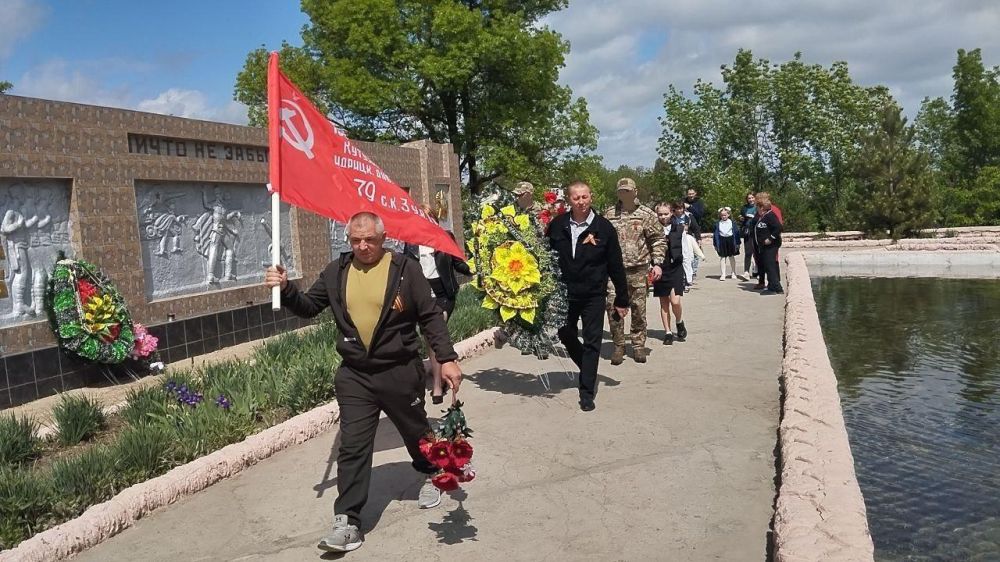 � ����� ������� � ������� ������������� �� ������ ������������� �����������, ����������� 80-����� ������� ������!