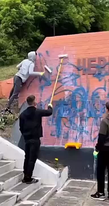 ��������� ������� � ������� �������� ��������� ������ � ���� ����� � ��������, ������������ ��������� � ���� �� 9 ���