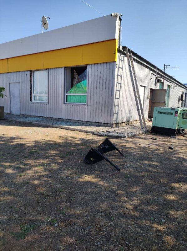 Владимир Сальдо показал фото последствий массированной атаки ВСУ