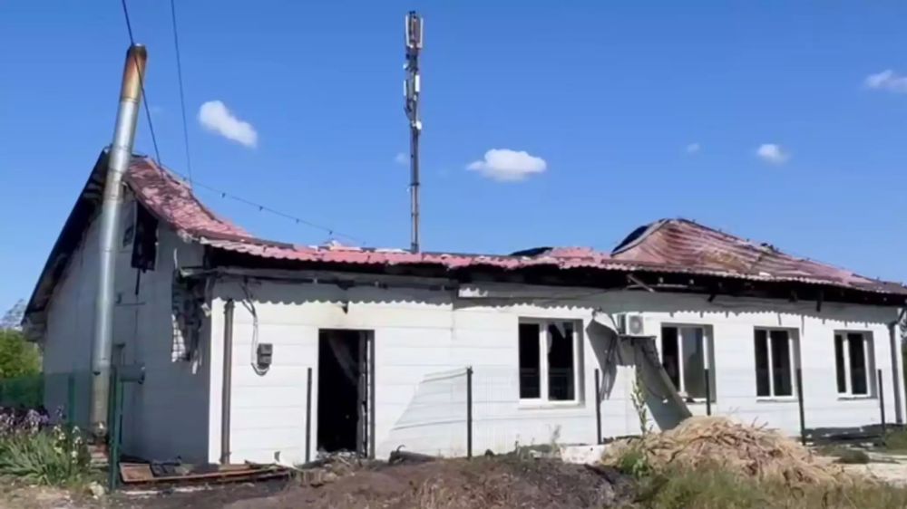 В Чонгаре после атаки ВСУ полностью сгорела новая врачебная амбулатория