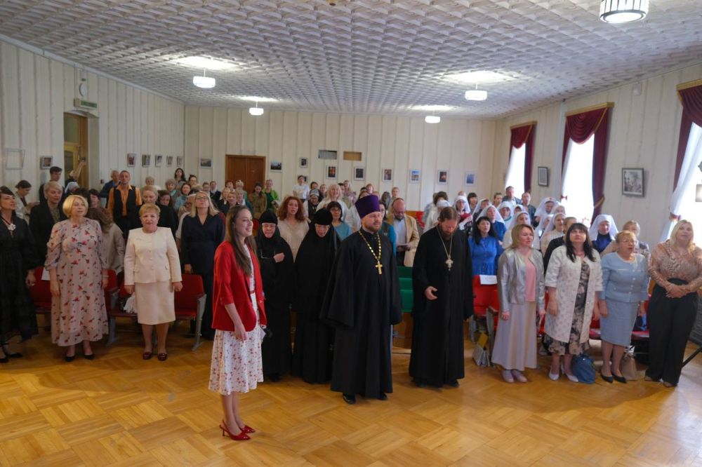 ����� ��� �����������: � ����������� ������ ����� � �������� ���� ������ � ����������� ����